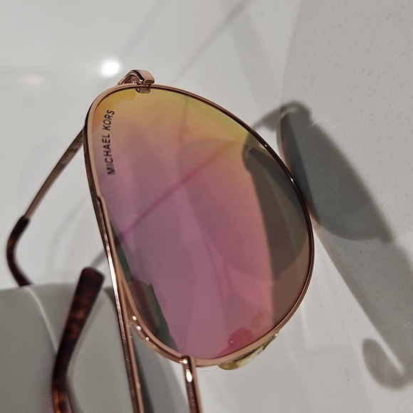 Michael Kors Rose Gold Aviator Sunglasses EUC - Picture 3 of 5